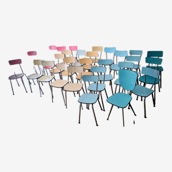 Lot de 38 chaises en formica