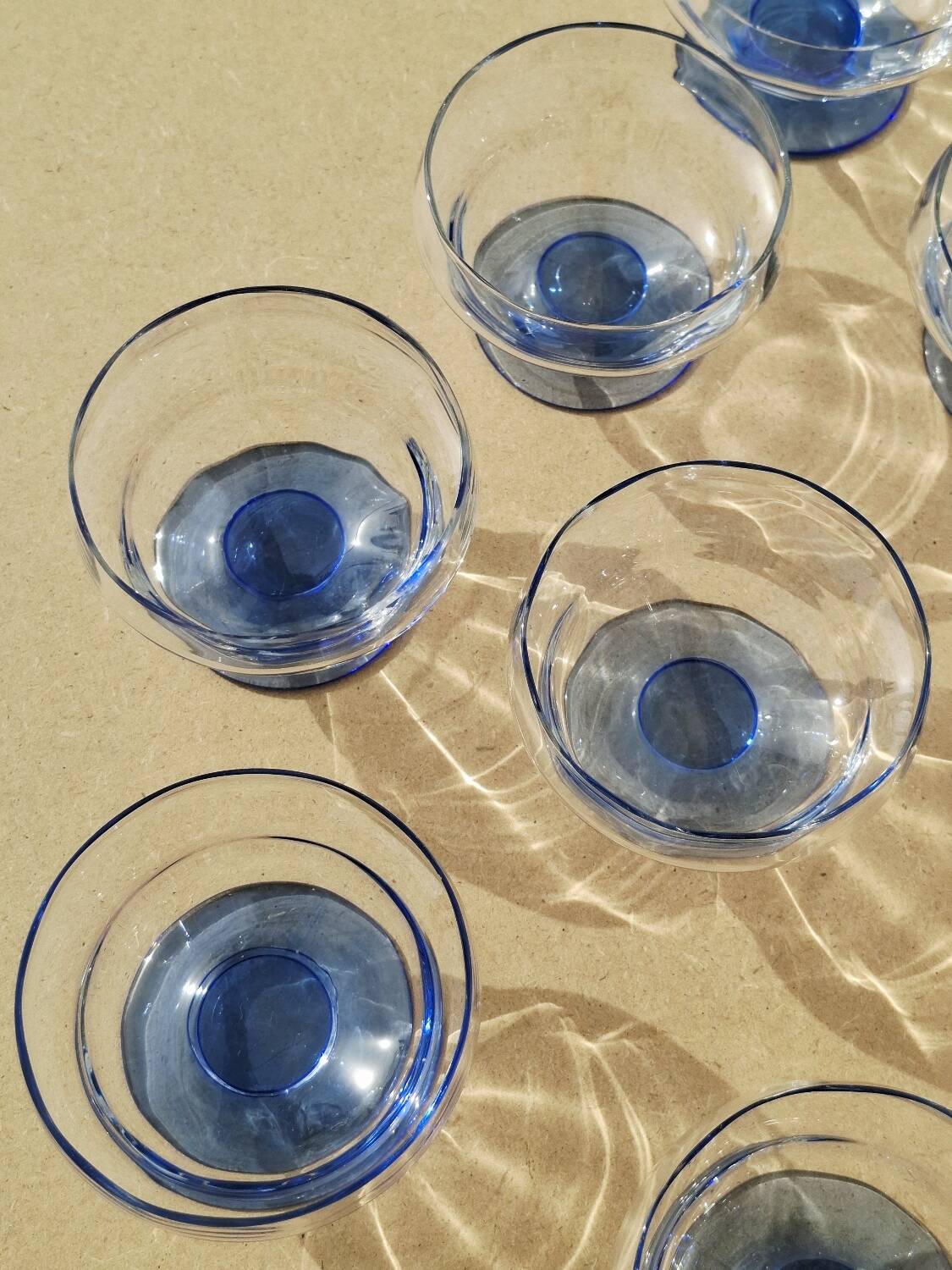 12 champagne coupes 1930