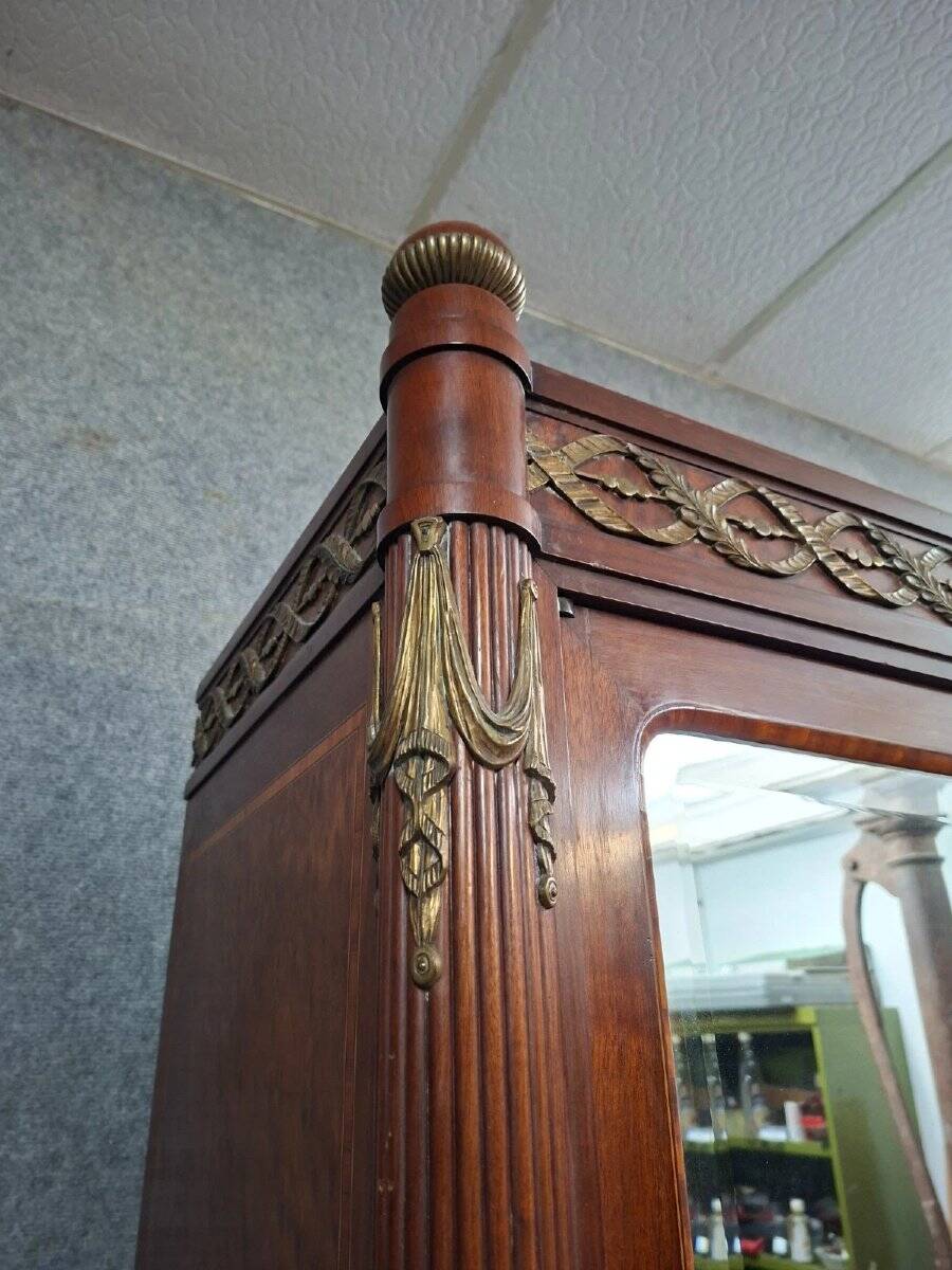 Mahogany and veneer wardrobe – Louis XVI style – Late 19th century