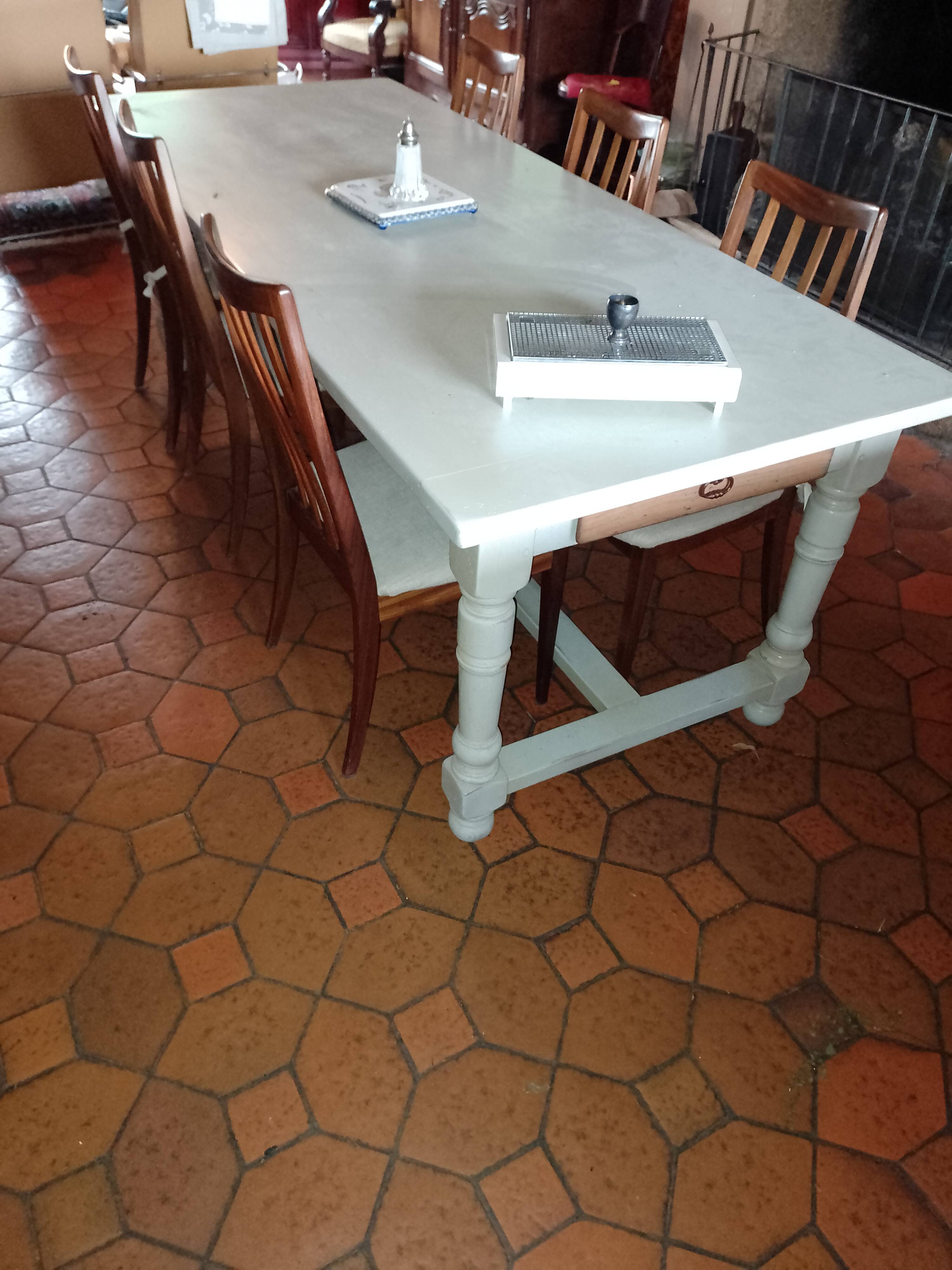 Antique solid oak farmhouse table with turned legs