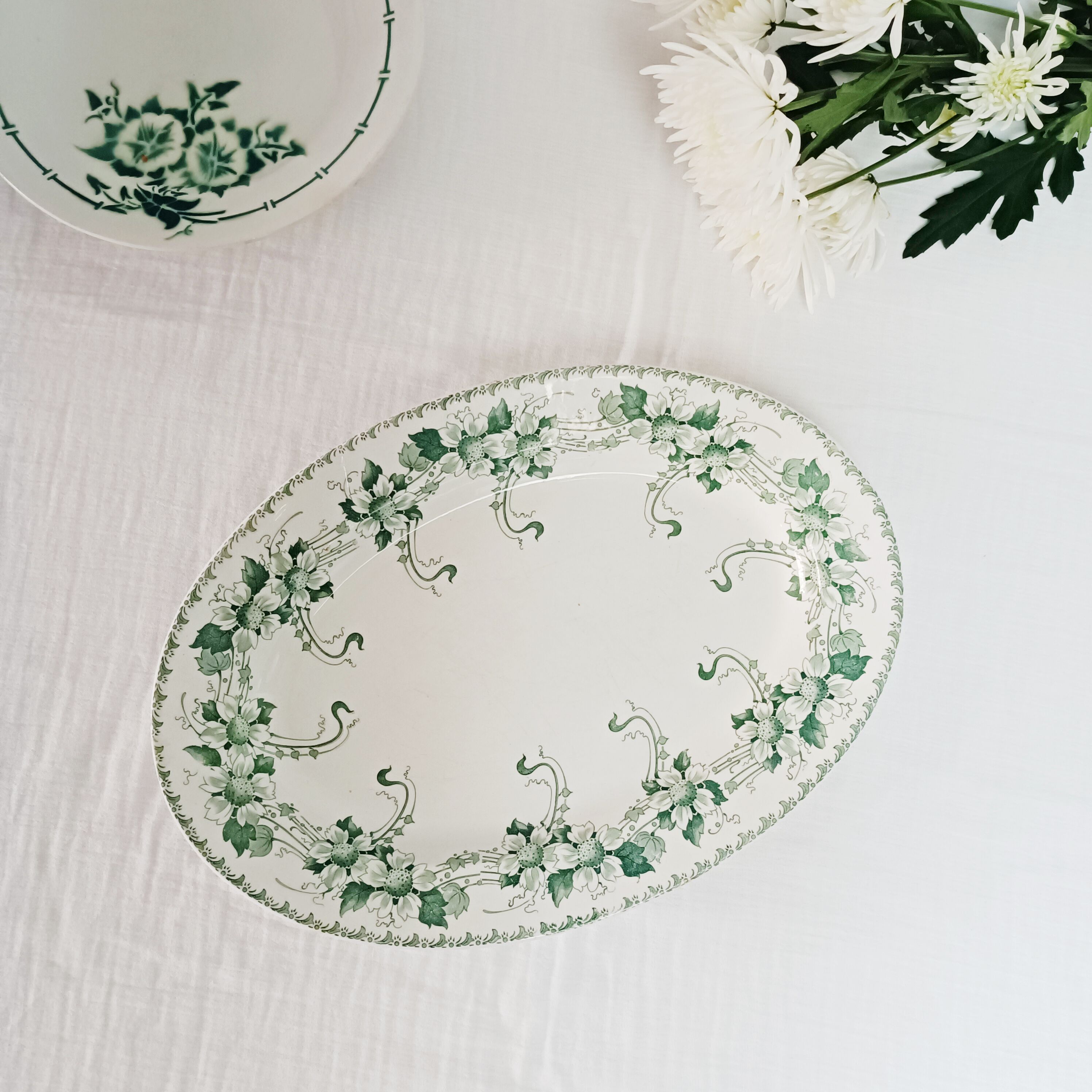 Oval iron earth dish, BFK