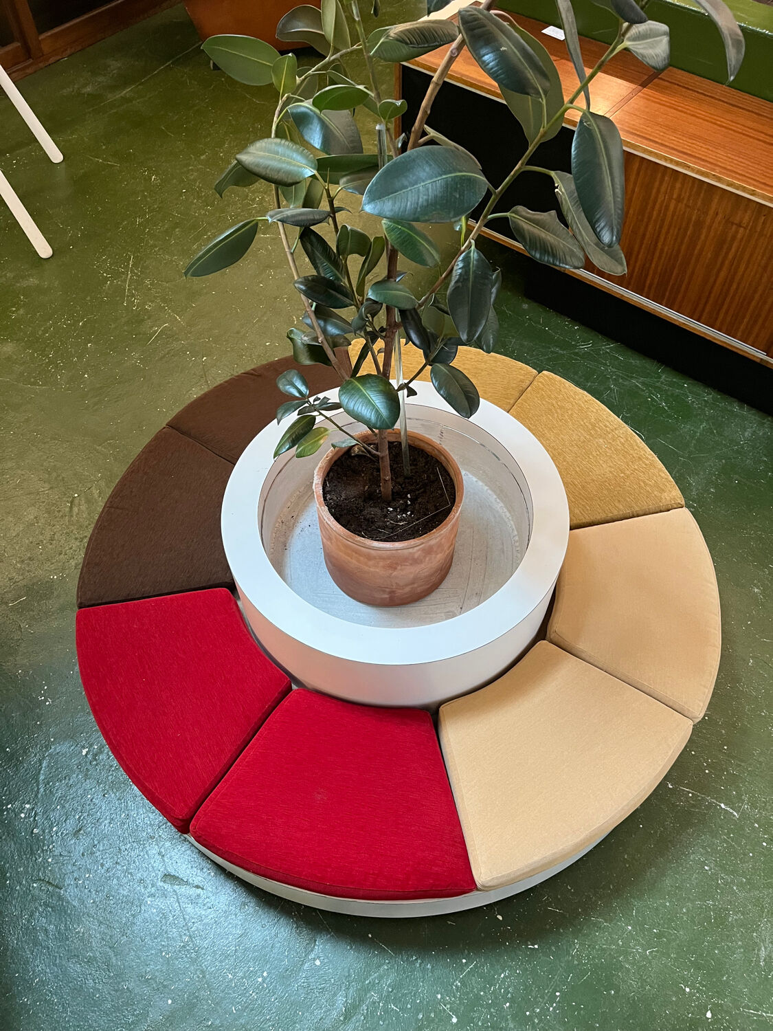 1970s garden bench made by Roche Bobois in Formica