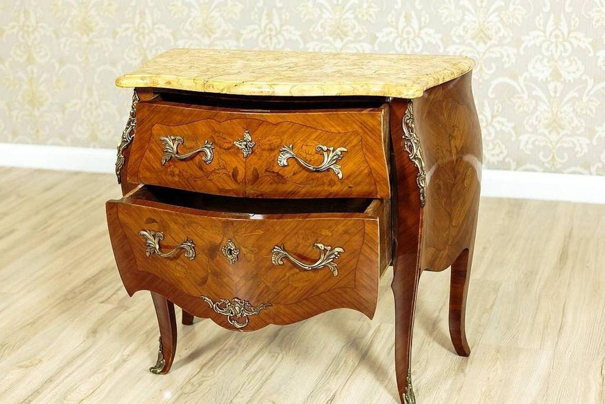 Neo-Rococco Inlaid Dresser Veneered with Mahogany, 1930