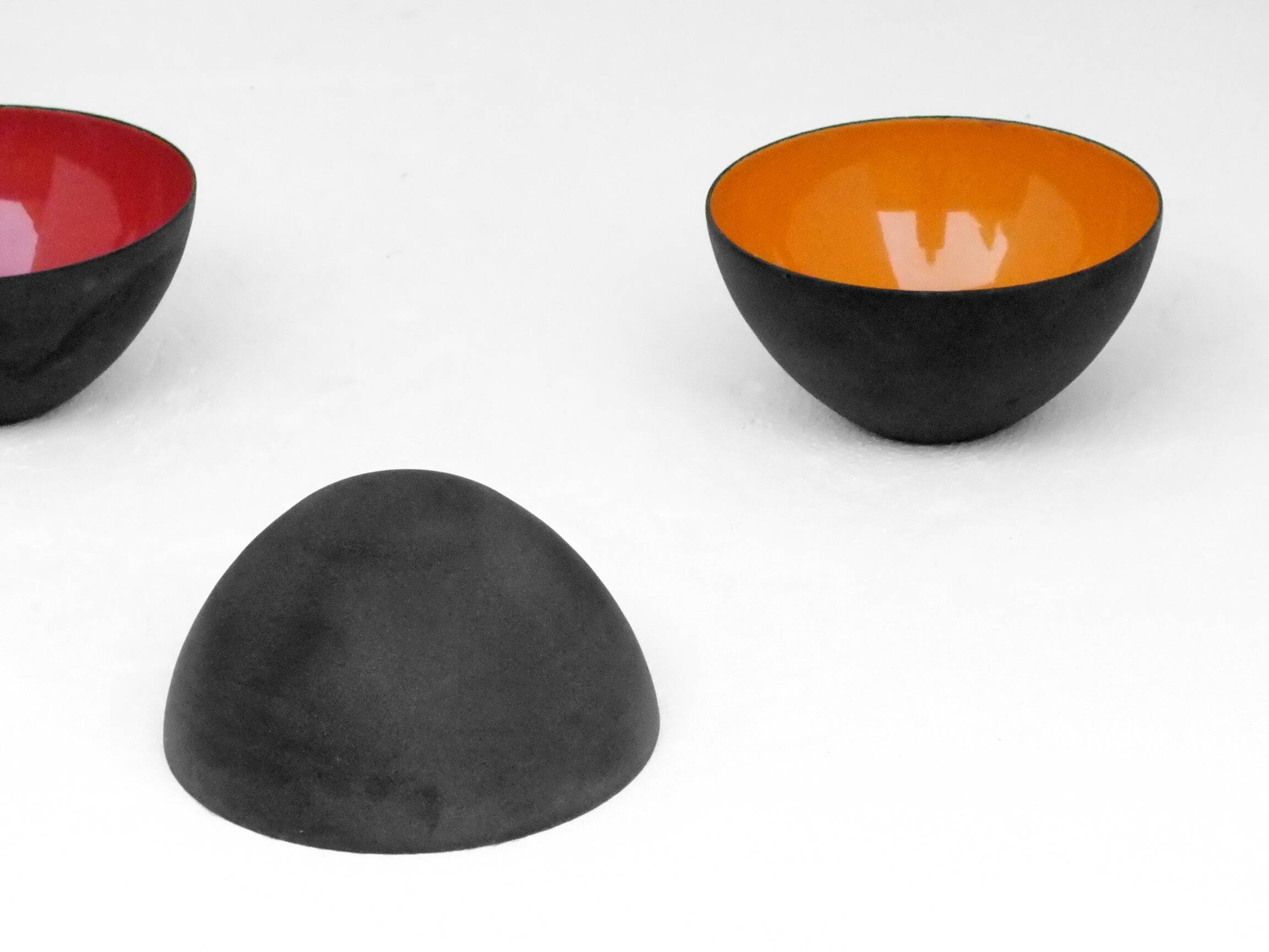 1  bowl first edition by Herbert Krenchel Krenit 1954