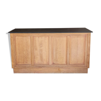 Showcase counter