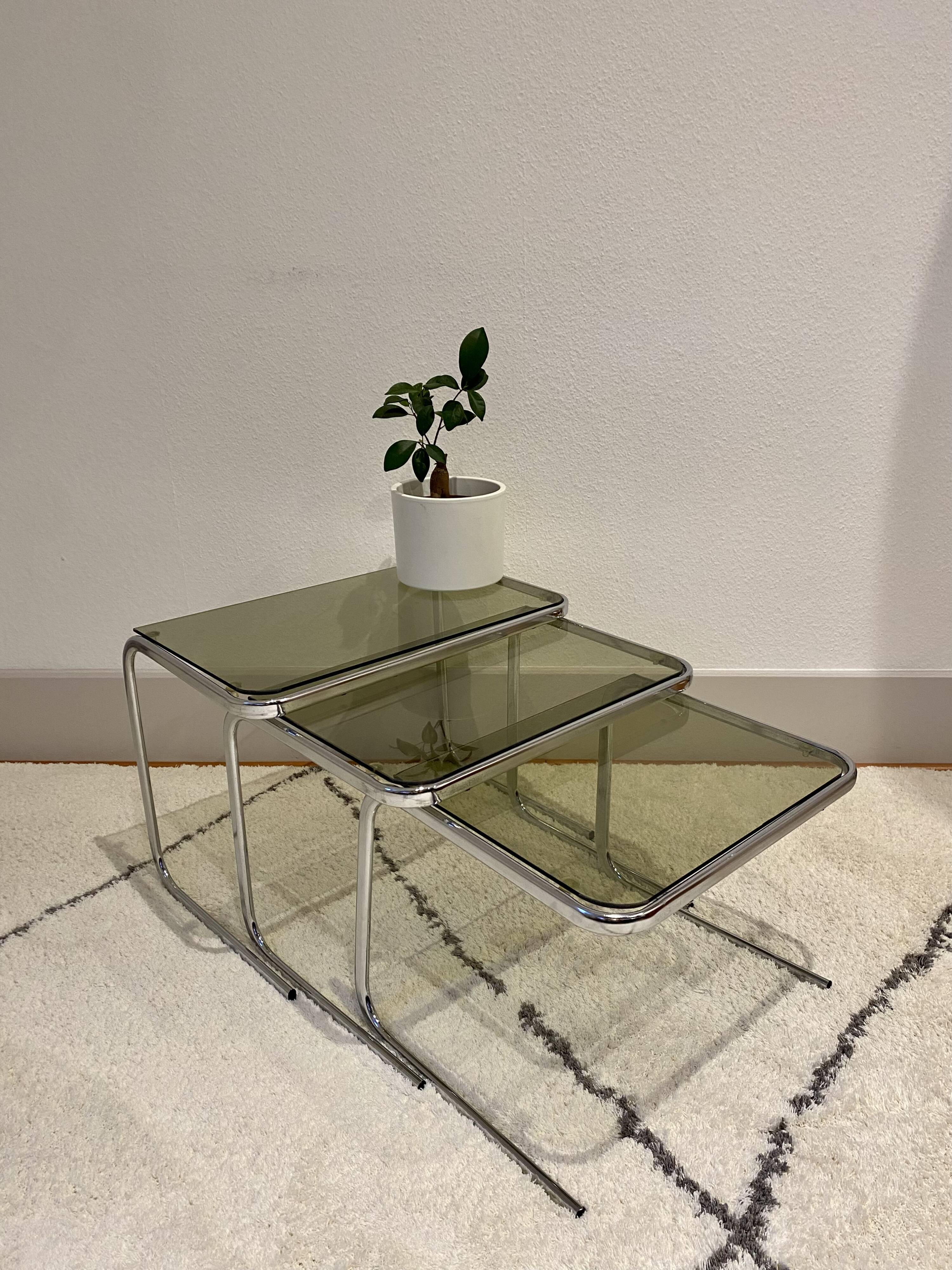 Chrome trundle tables