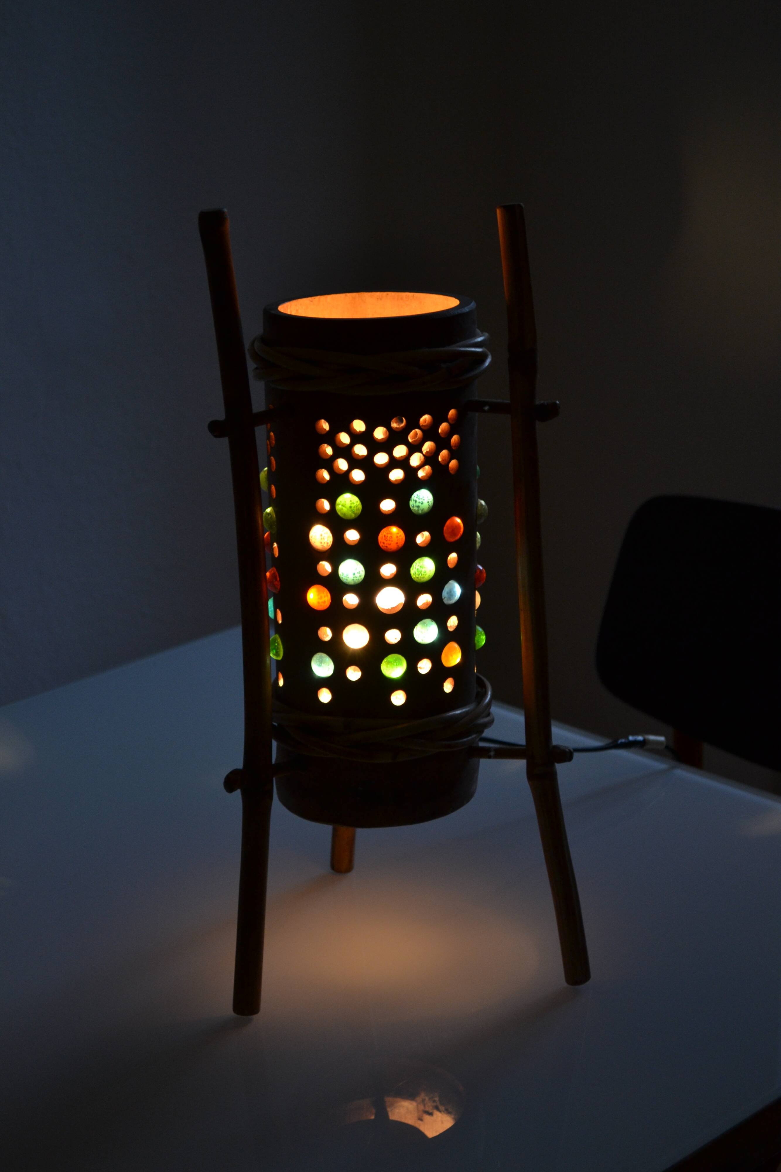 Lampe vintage tripode en bambou