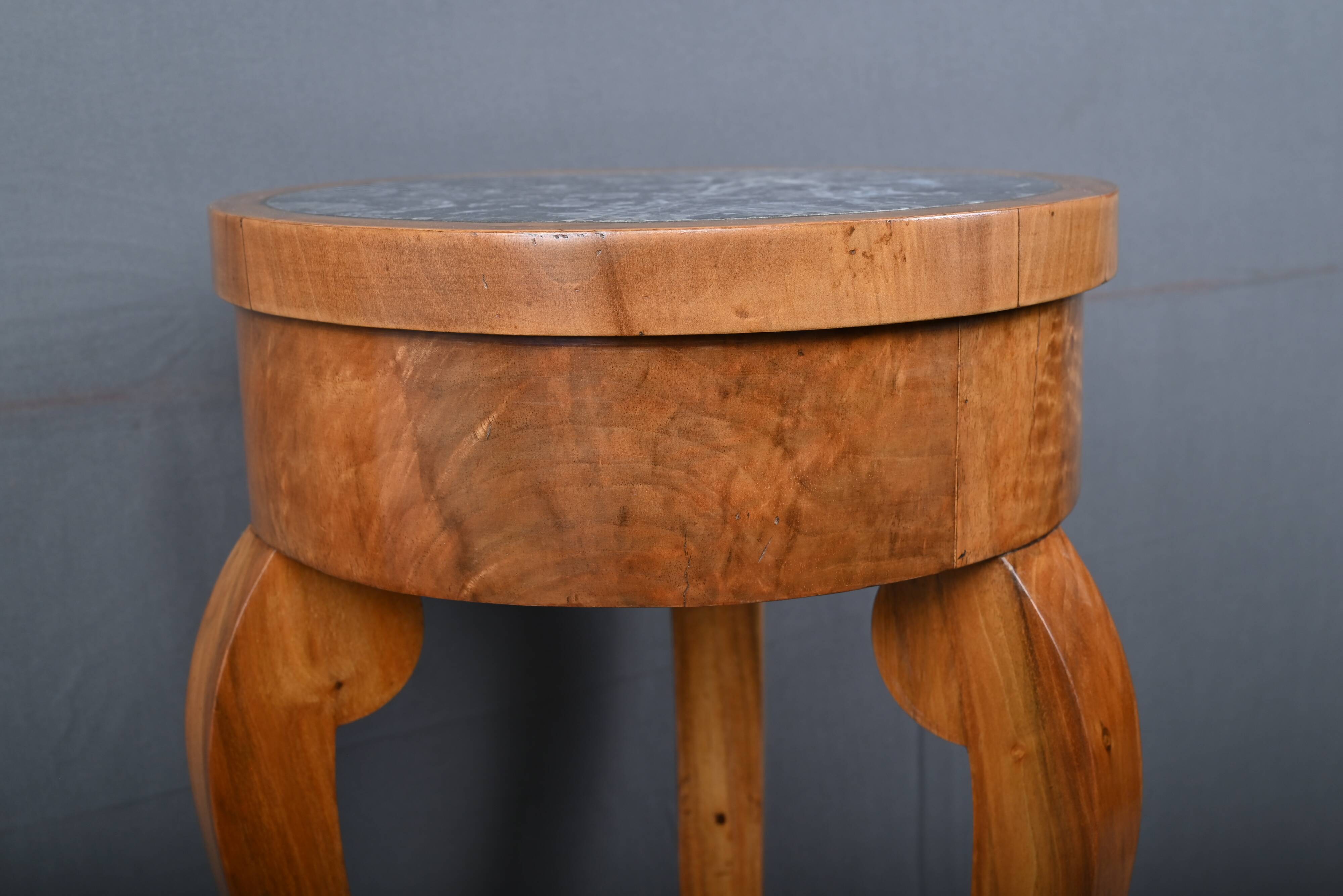 Cherrywood and marble pedestal table, Restoration period – early 19th century