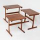 Ensemble de tables gigognes à carreaux émaillés (Danemark, années 1950).
