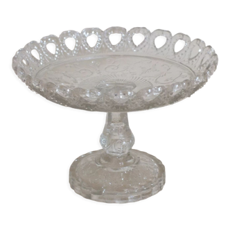 Arabesque molded crystal display cup serrated edges