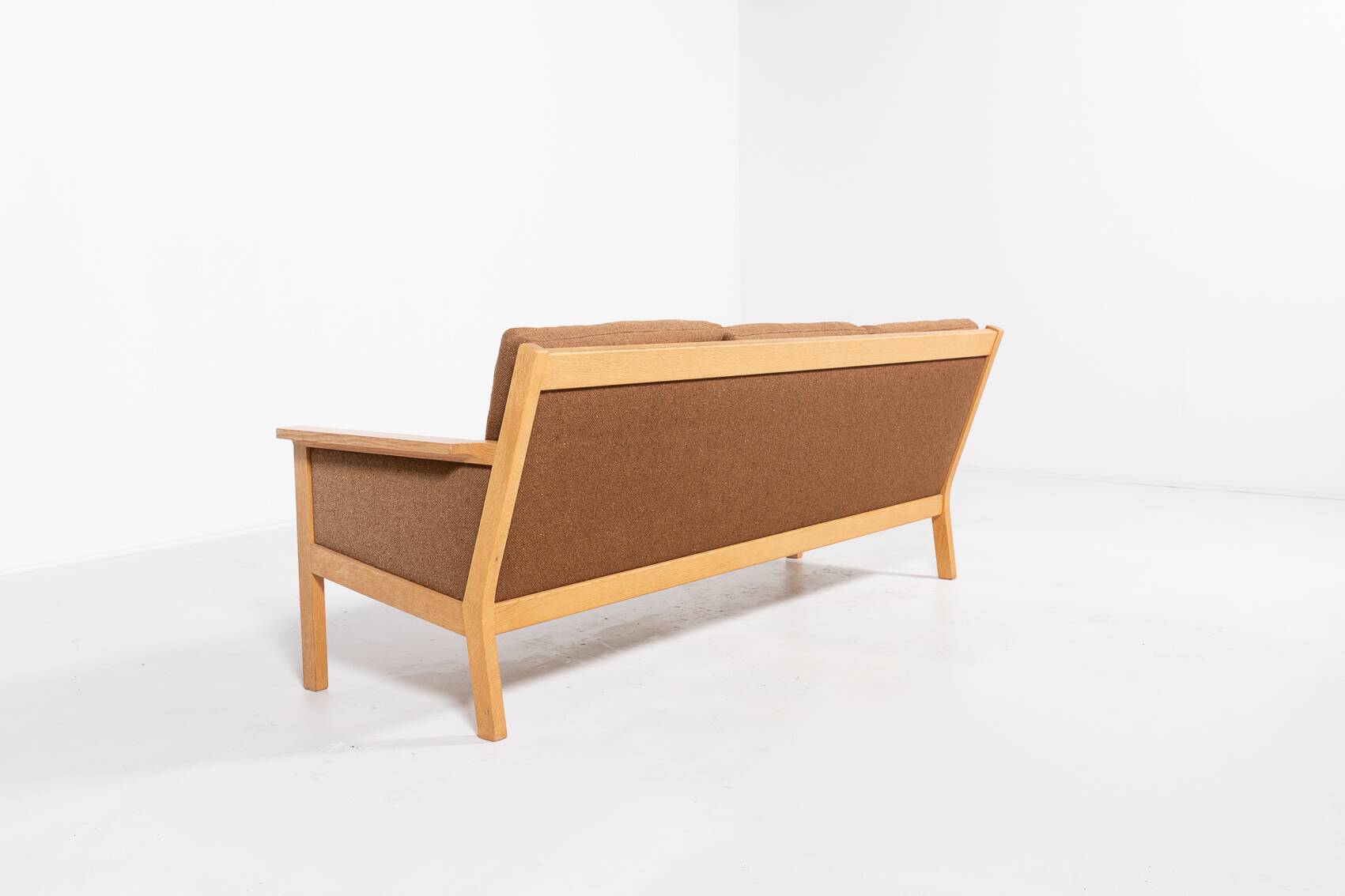 Canapé Mid-Century Hans Wegner modèle GE55 par Getama