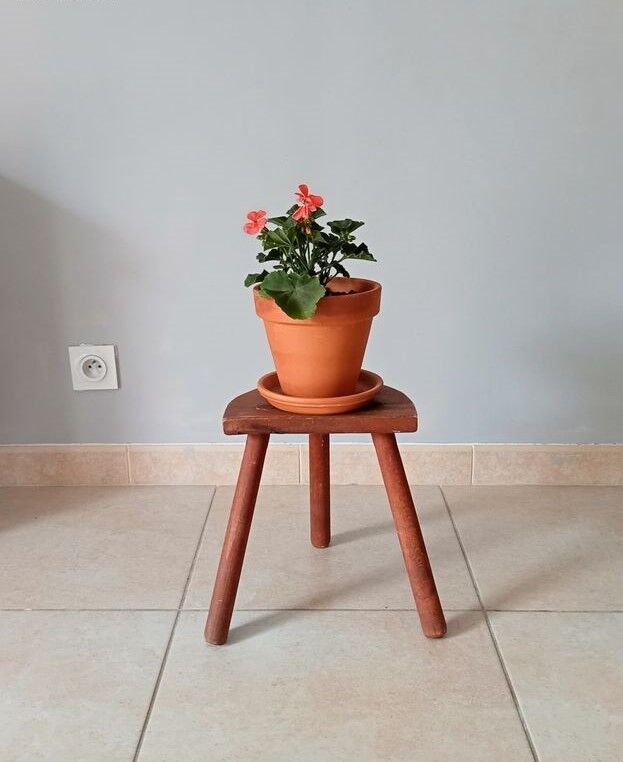 Vintage tripod stool 60s/70s