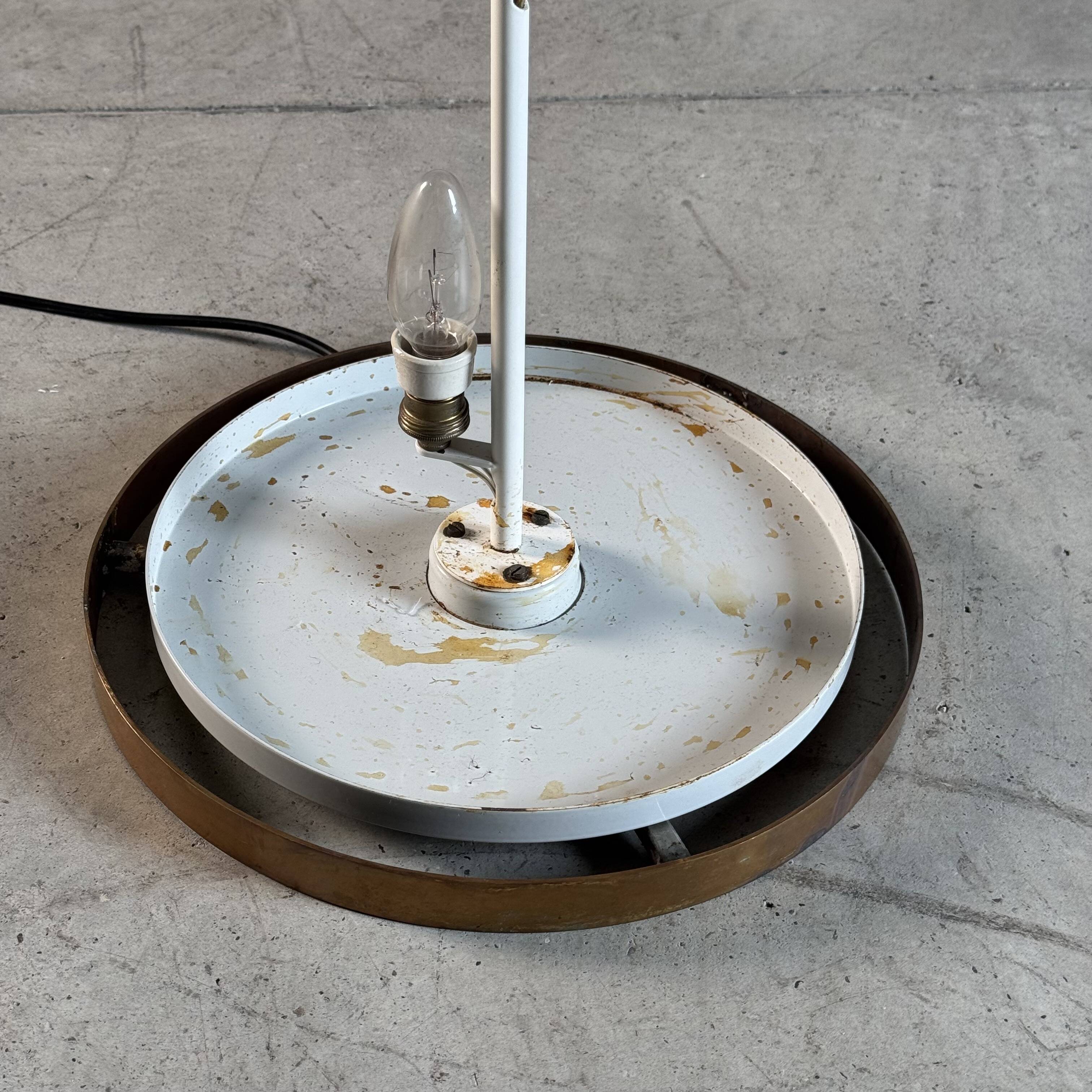 Sfumato Glass Floor Lamp Model “LT316” by Carlo Nason, 1960s