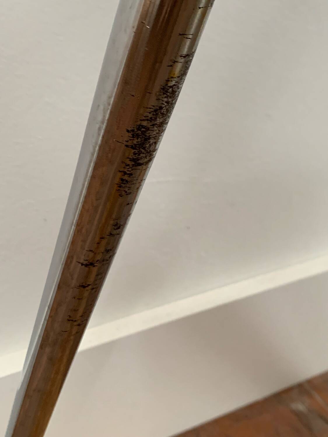 Chaise en formica tublac