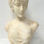 Sculpted marble group of a young woman's bust, 20th century.