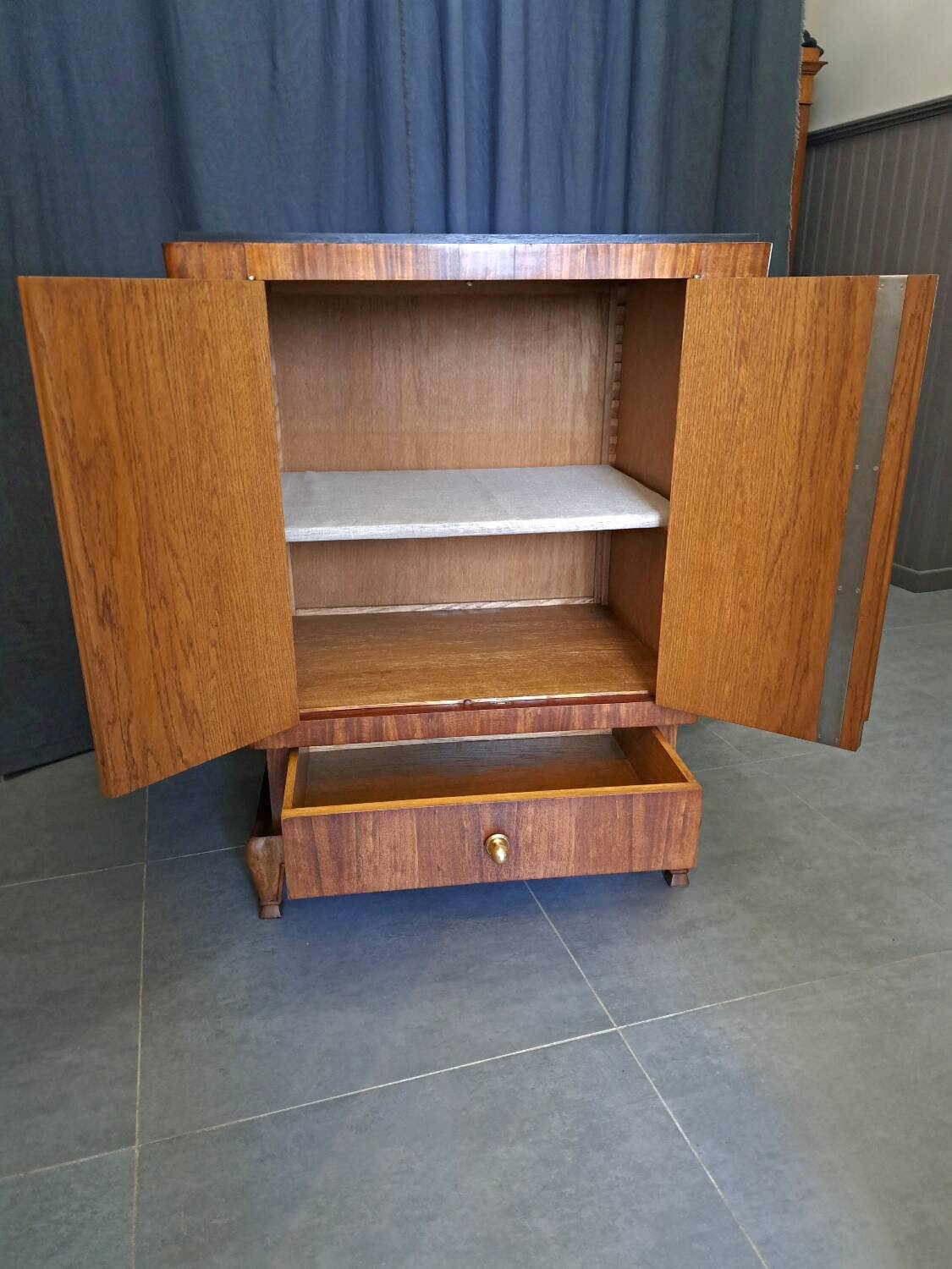 Buffet Art déco en acajou et marqueterie