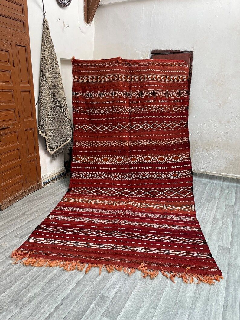 Old Zemmouri Kilim, Faltwoven Berber Rug, Handmade Moroccan Carper, Home Decor