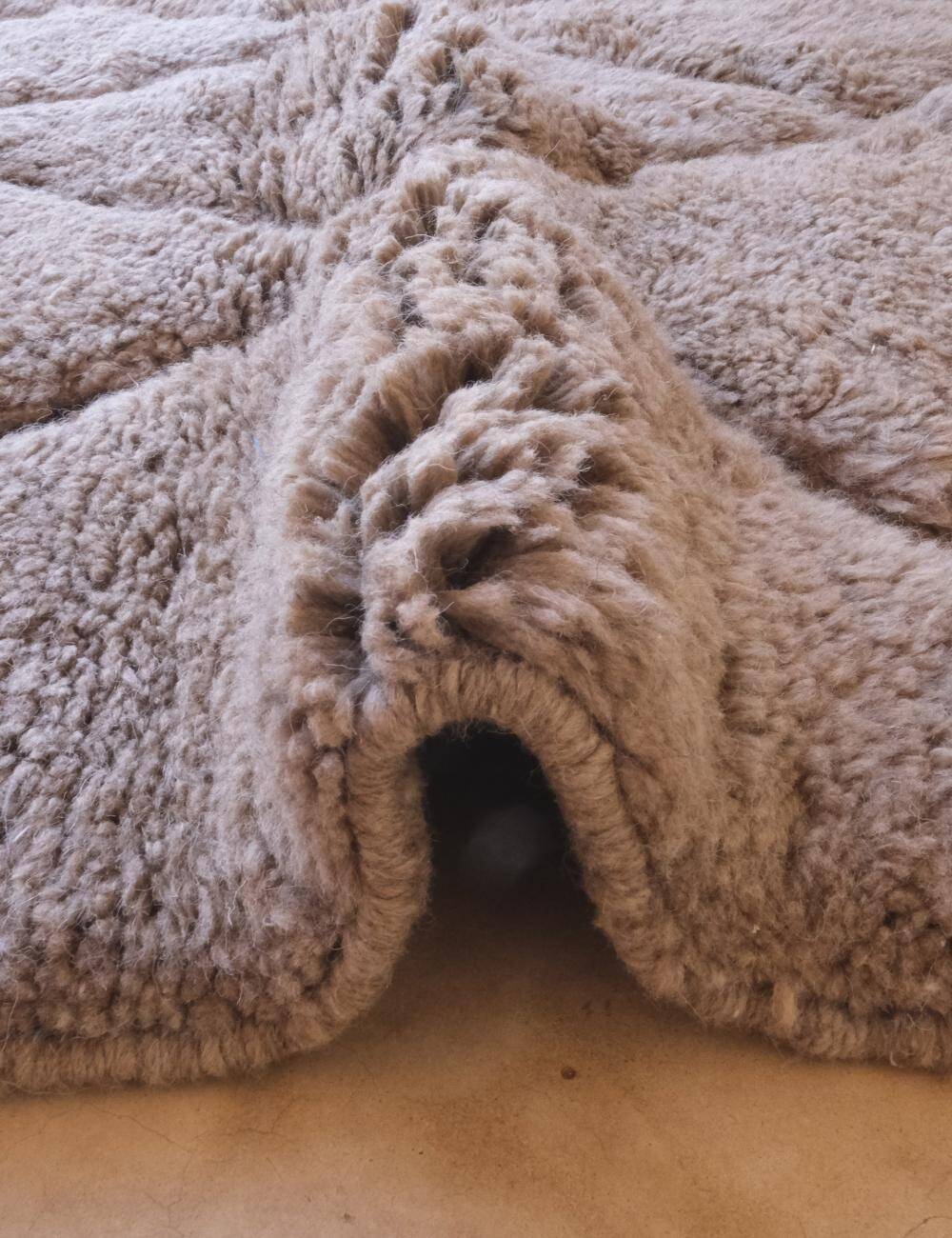 Beni Mrirt Taupe Rug - 152 x 112 cm