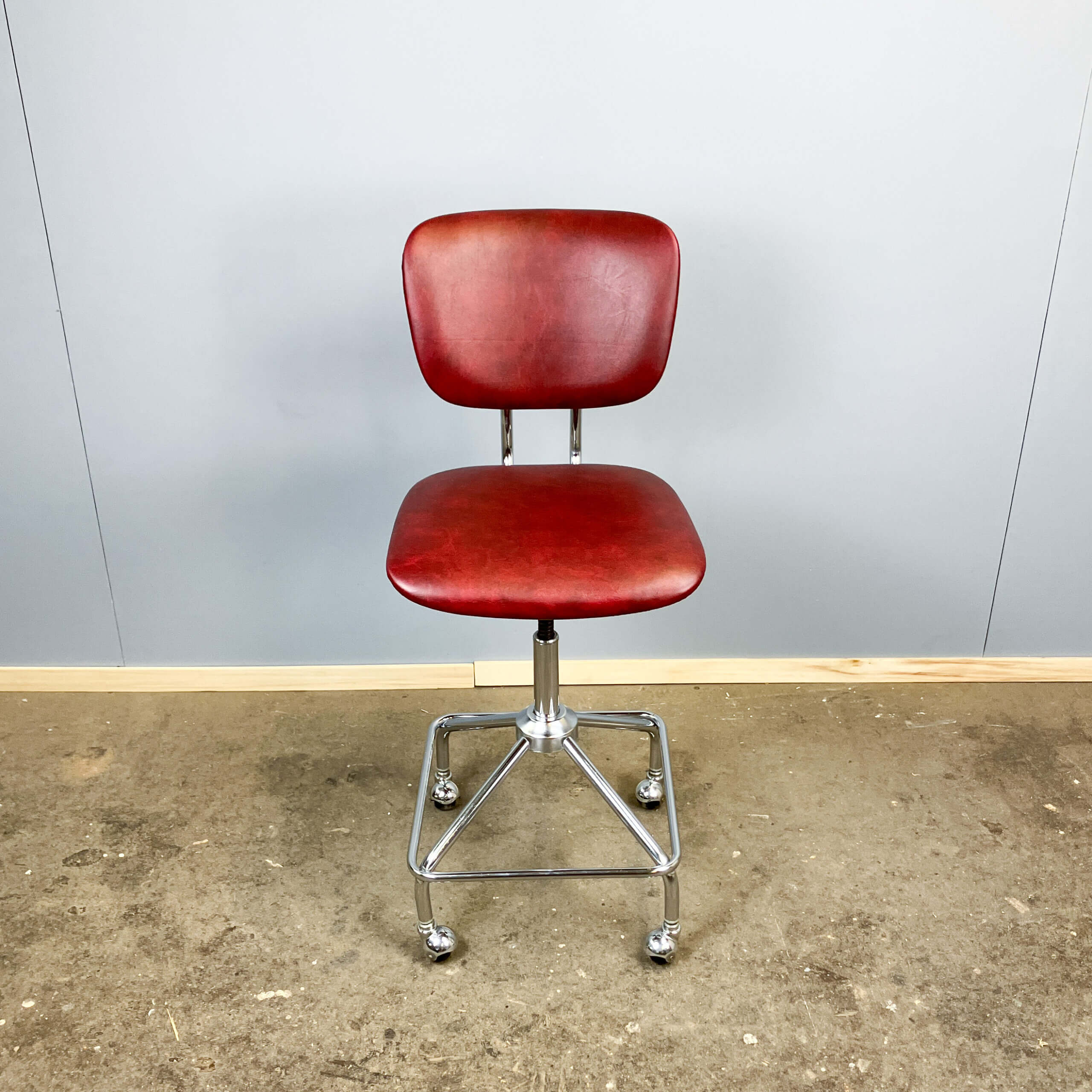 Swivel chair, chrome frame and faux leather, 1960s