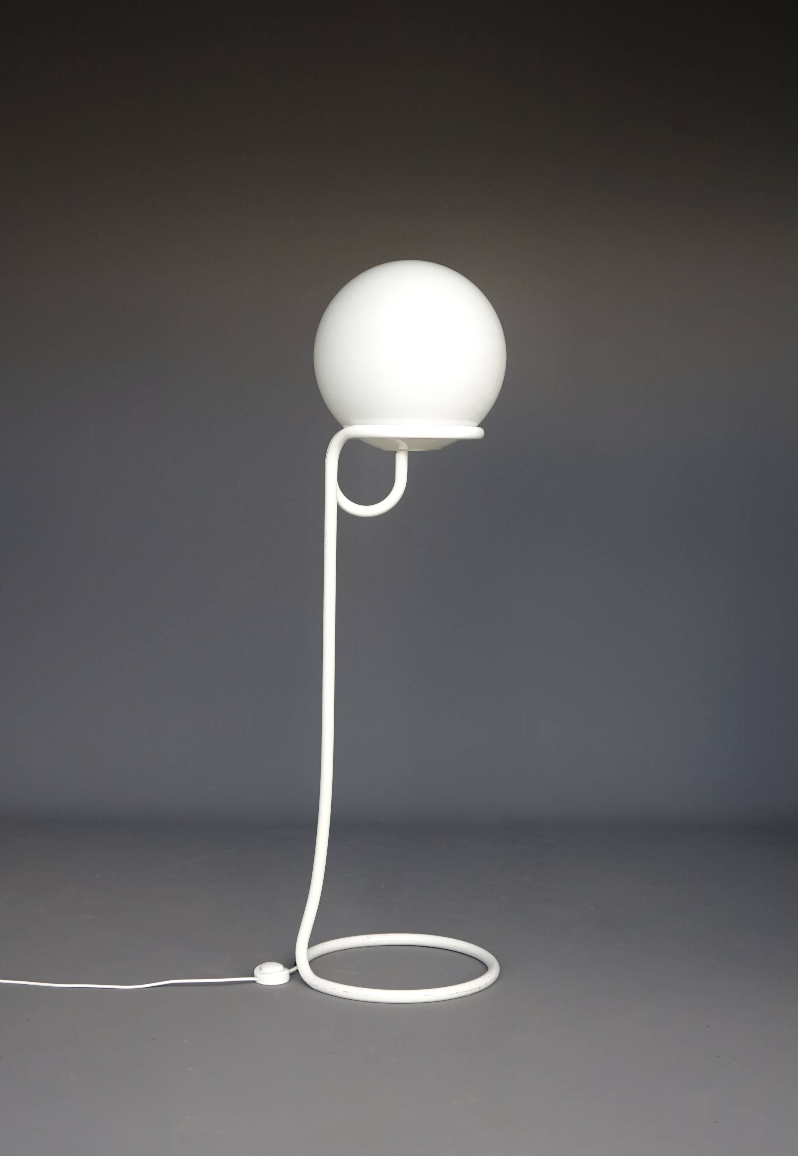 Aldo Van Den Nieuwelaar Globe Floor lamp for Domani, 1970s