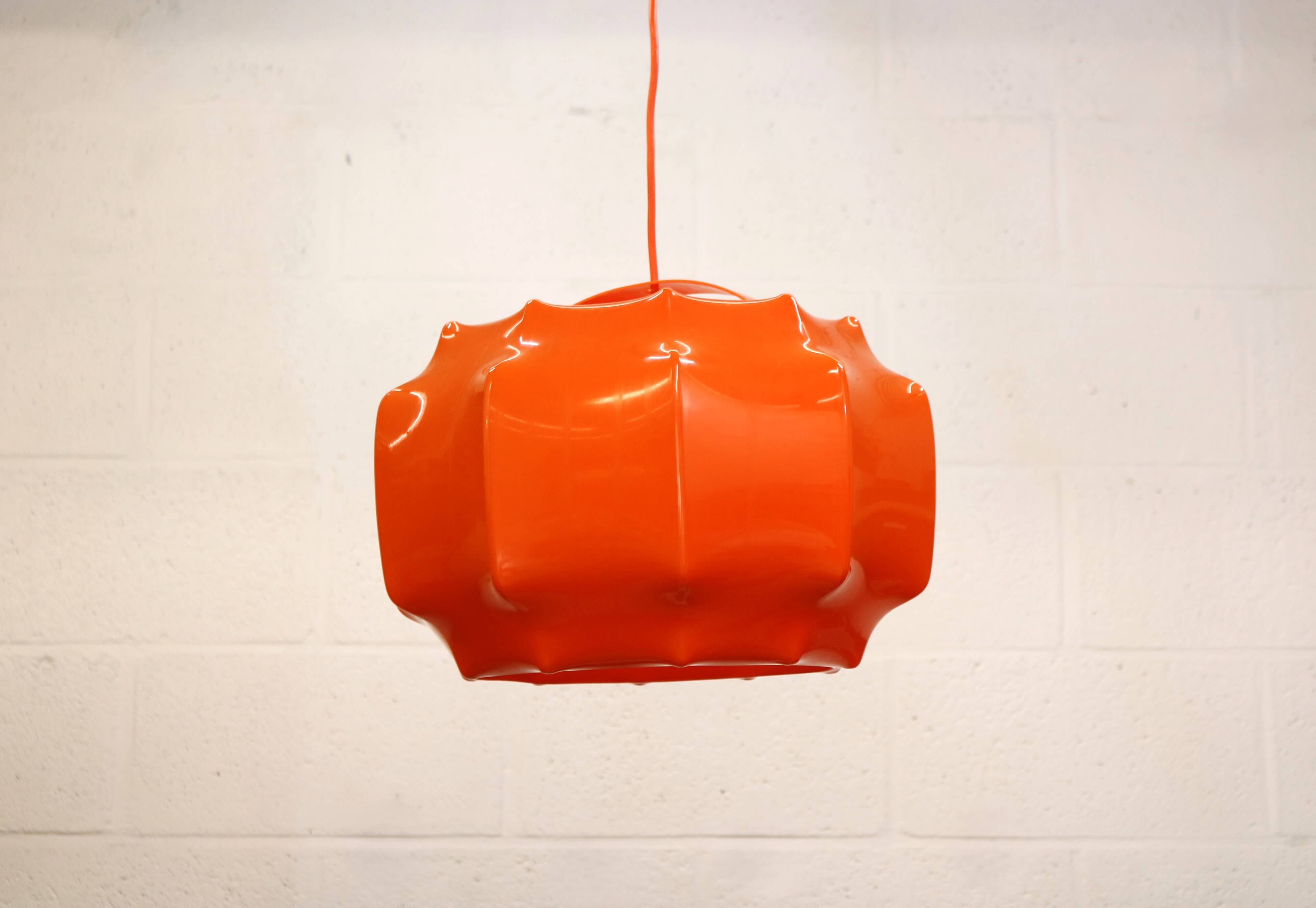 Space age cocoon pendant lamp*** Ilka Plast Waldrode *** German design