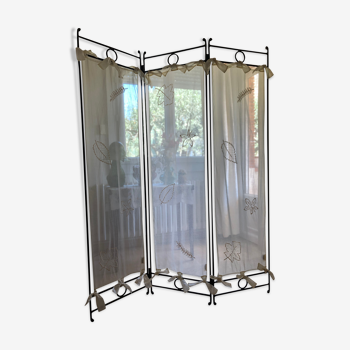 Wrought iron screen