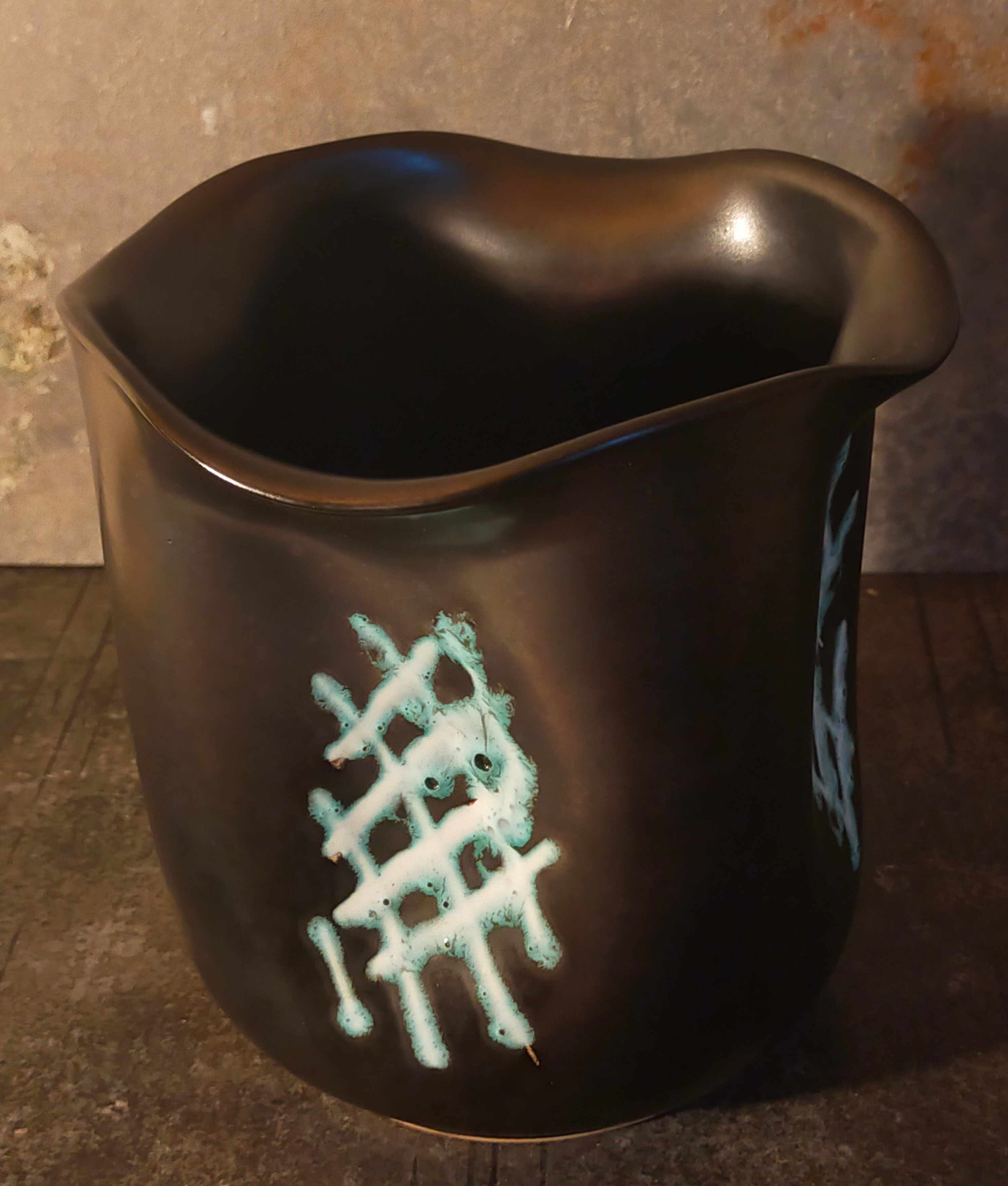 Ceramic potter's pot cover vase 50s