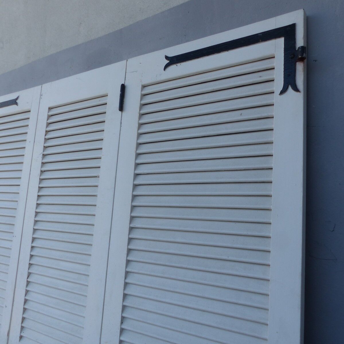 Set of 3 wooden shutters