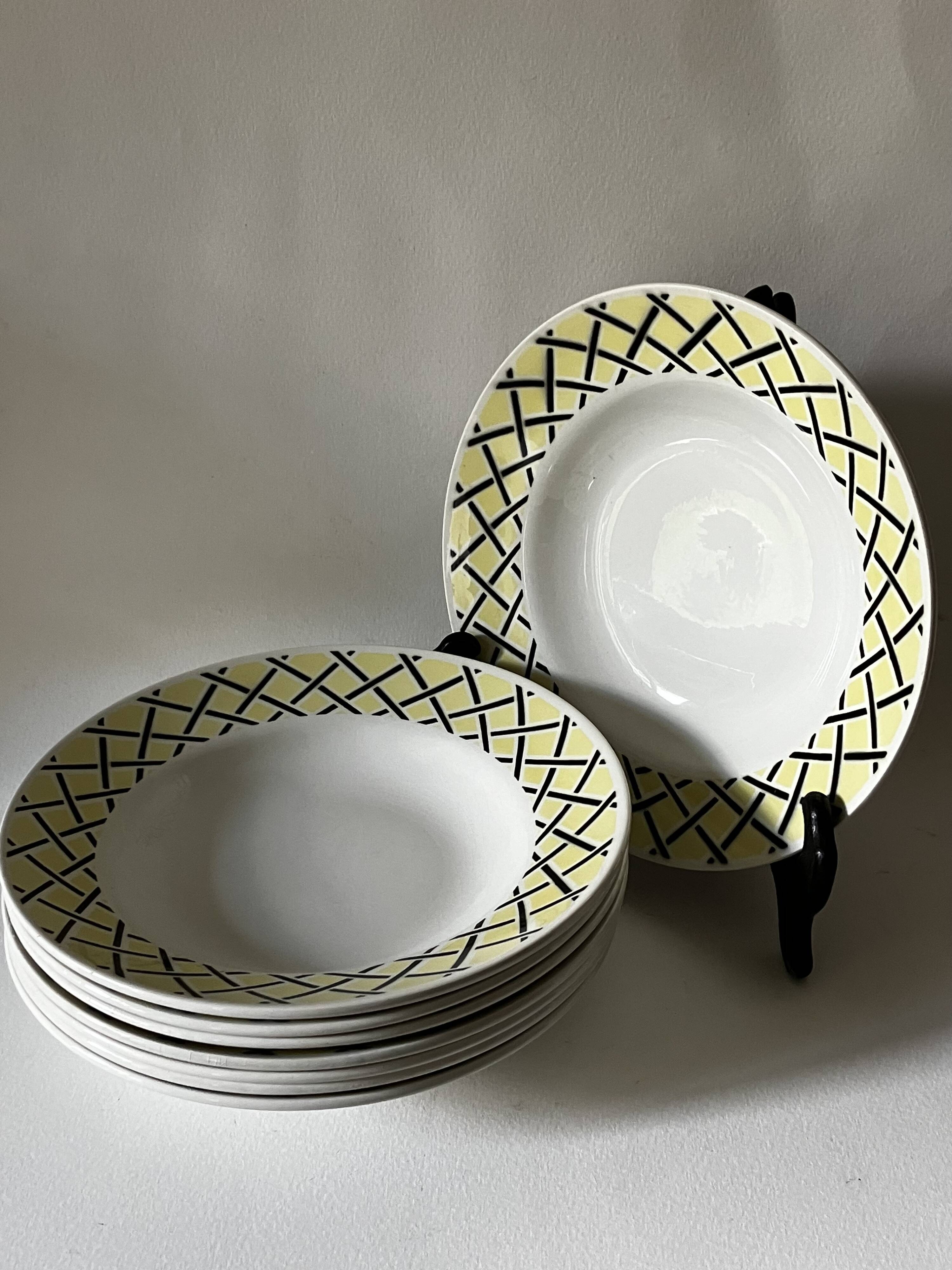 8 assiettes creuses - Faience Badonviller