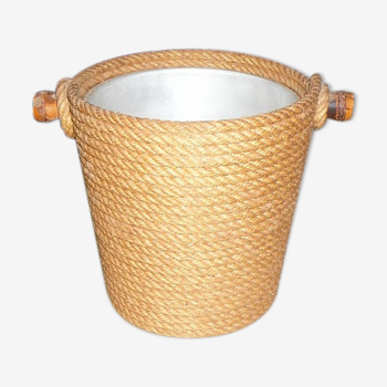 Ice bucket in rope of the 70s