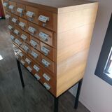 Drawer cabinet