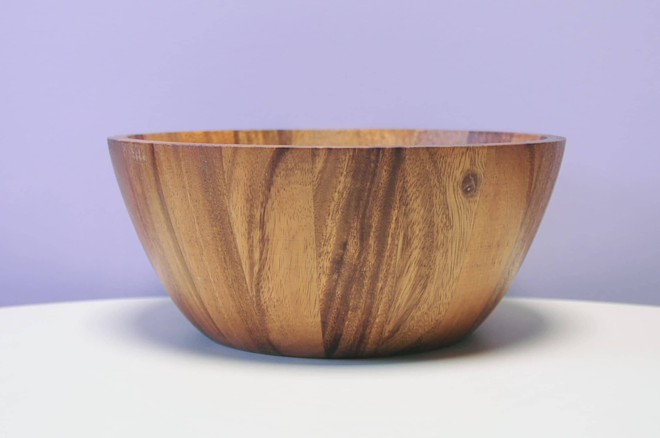 Grand bol en bois vintage