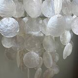 Suspension mother-of-pearl beads