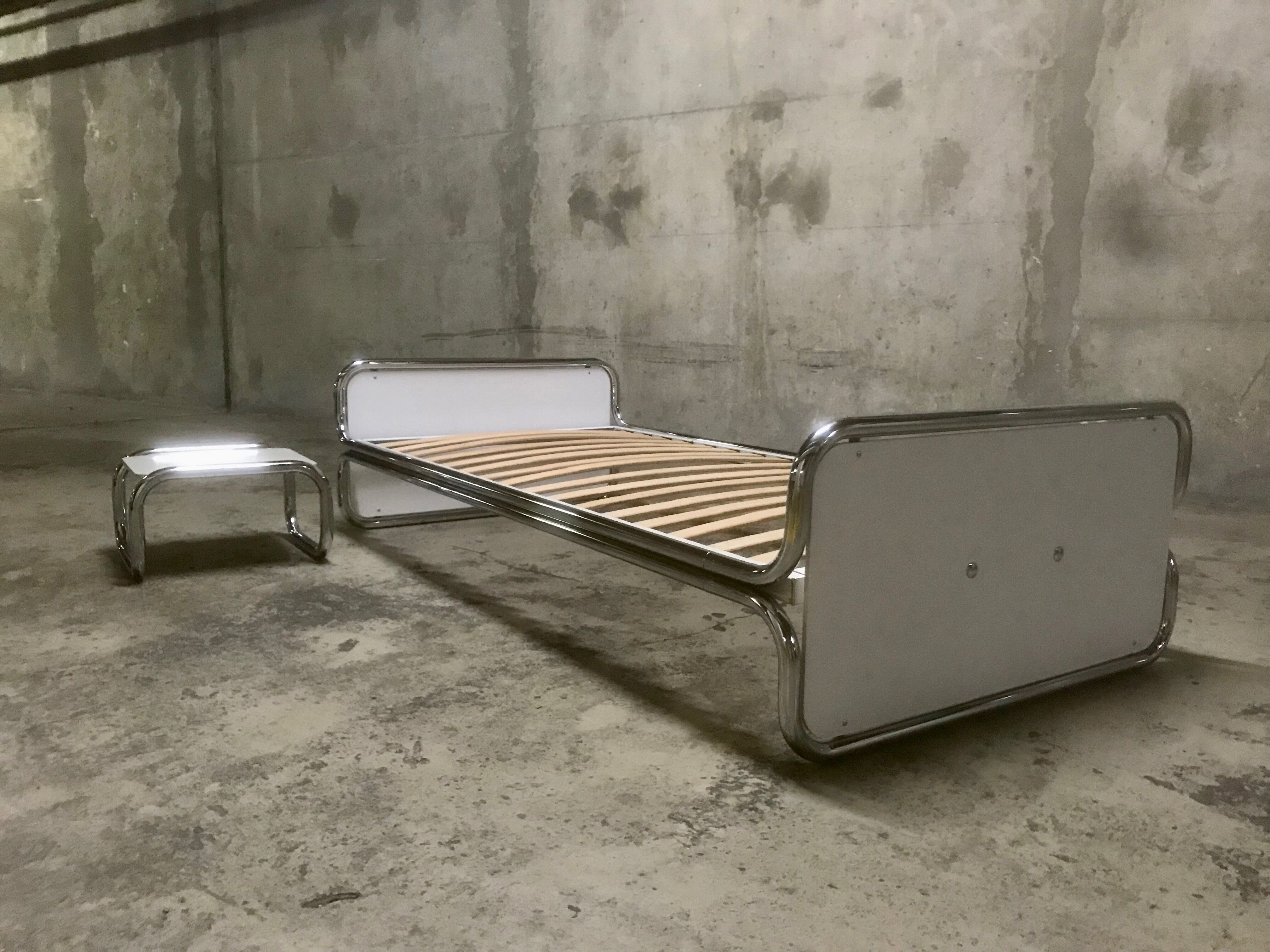 Bed and bedside table design style 1970 ' vintage/sofa.