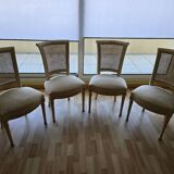 Set of 4 stylish chairs