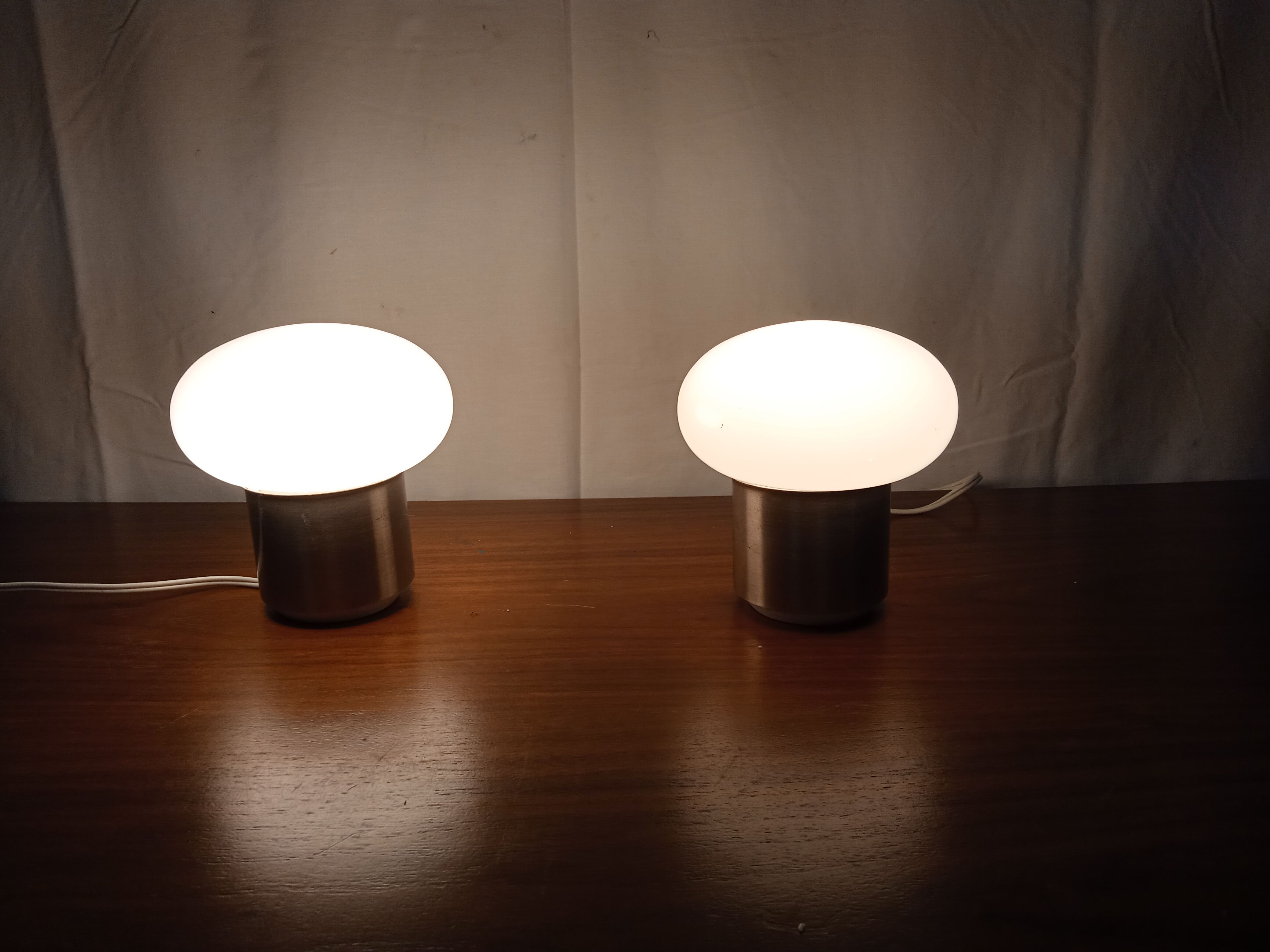 2 lamps design year 70 ecolight