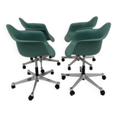 Set de 4 fauteuils PACC par Charles et Ray Eames pour Vitra