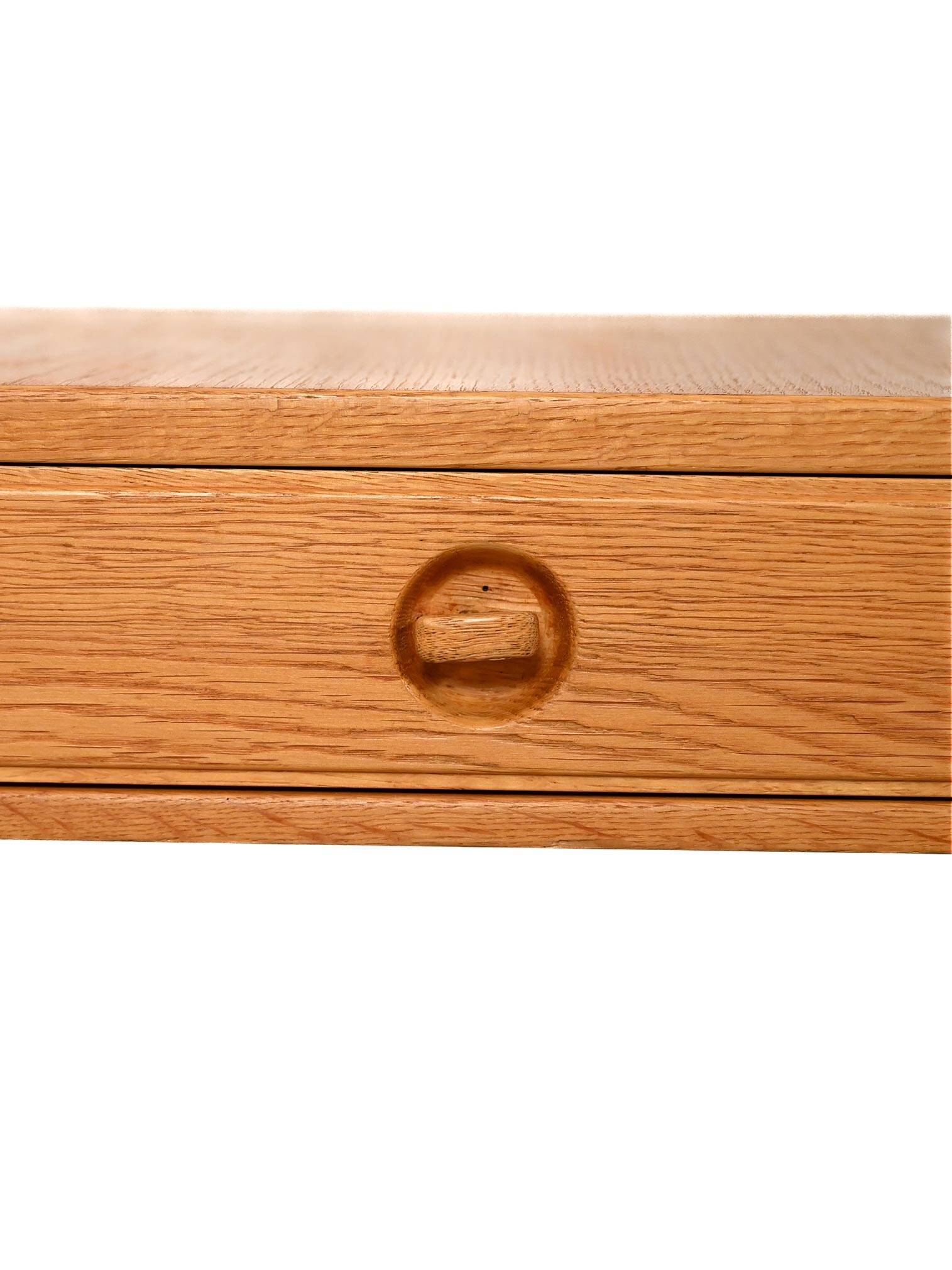 Table de couture scandinave par Egström & Myrstrand