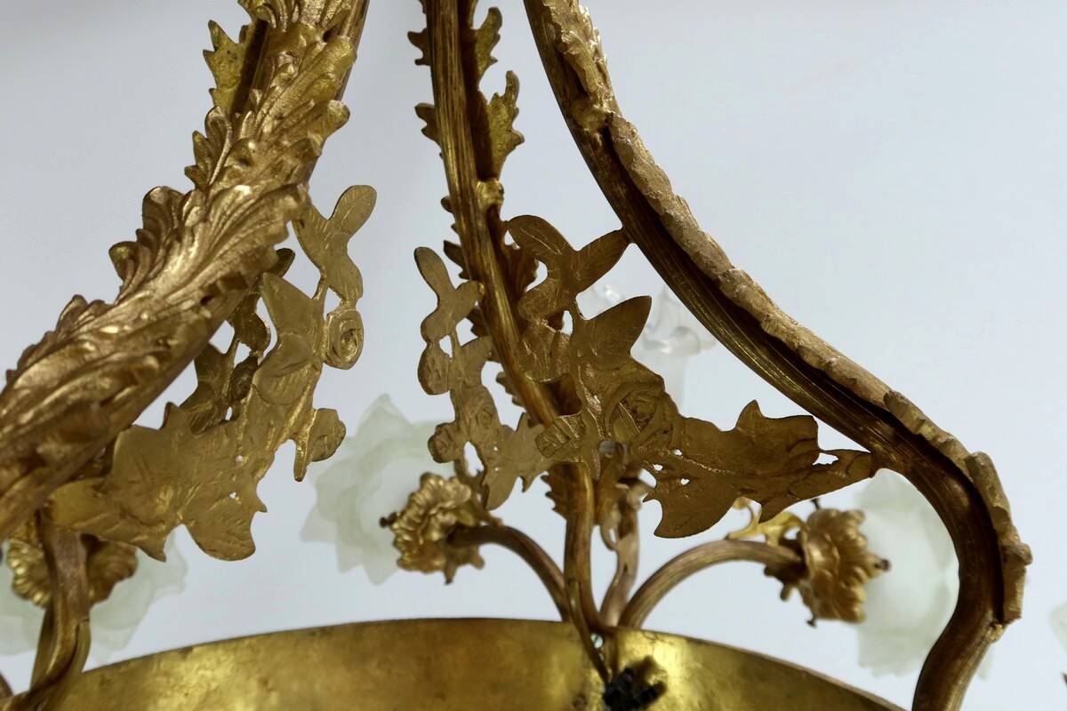 12-Light Chandelier in Gilded Bronze, Napoleon III Style – Late 19th Century