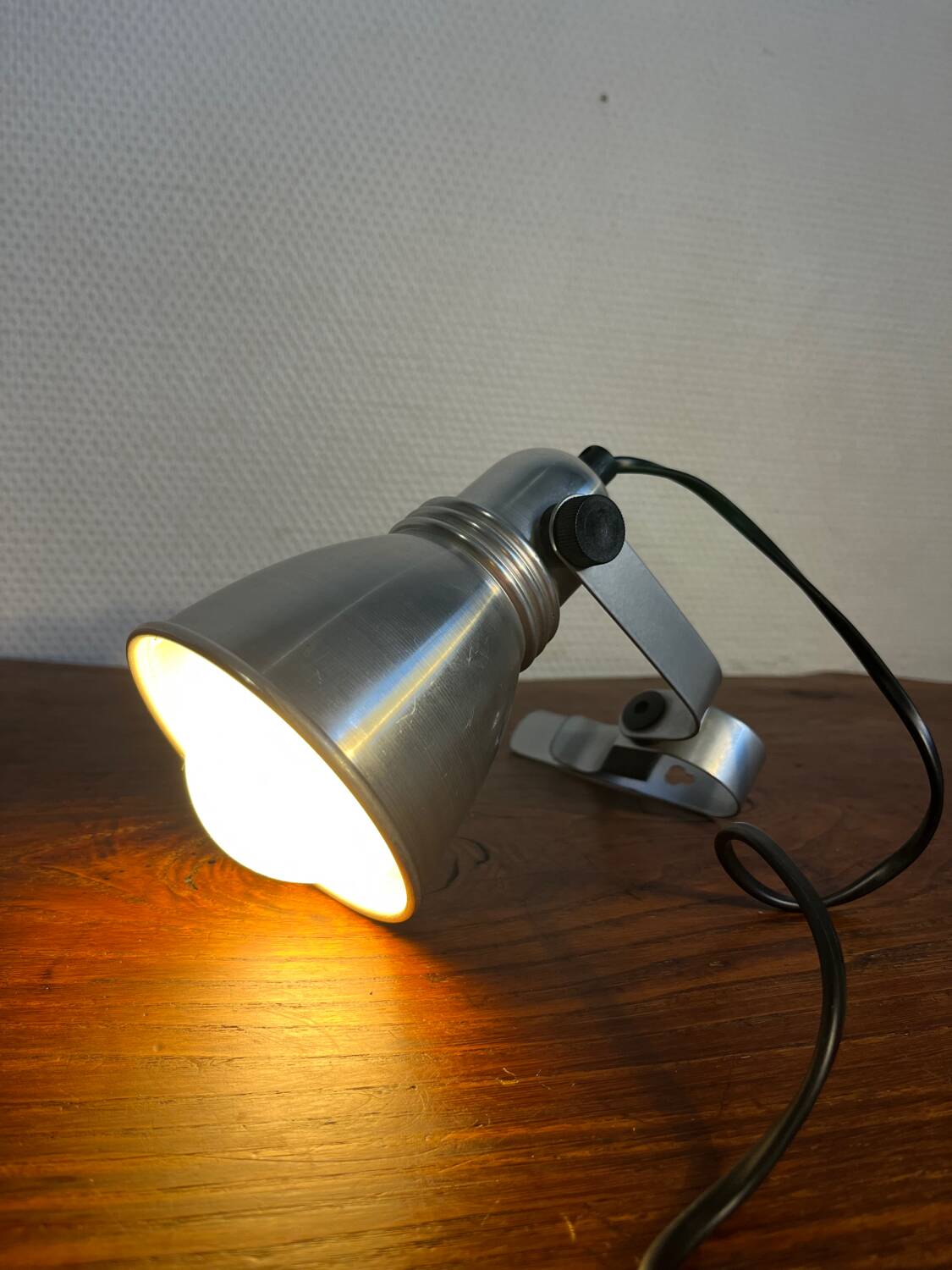 80s clip-on aluminum spotlight