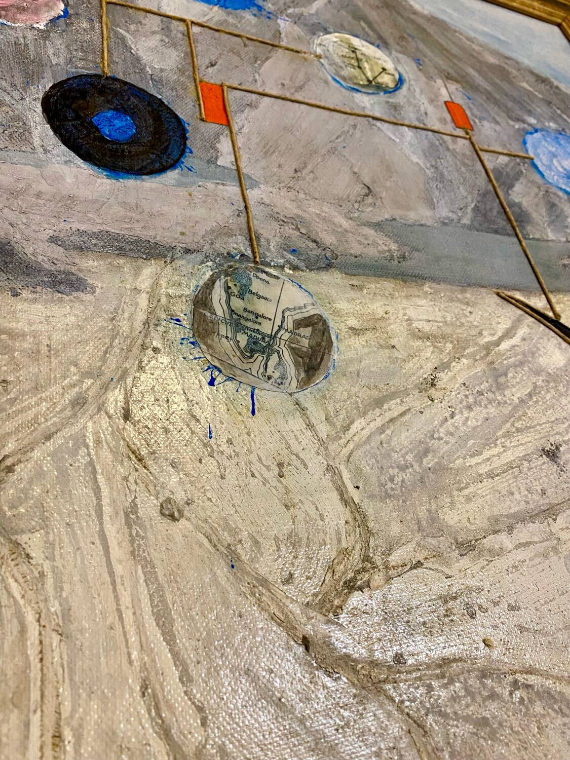 Modern sculpture table