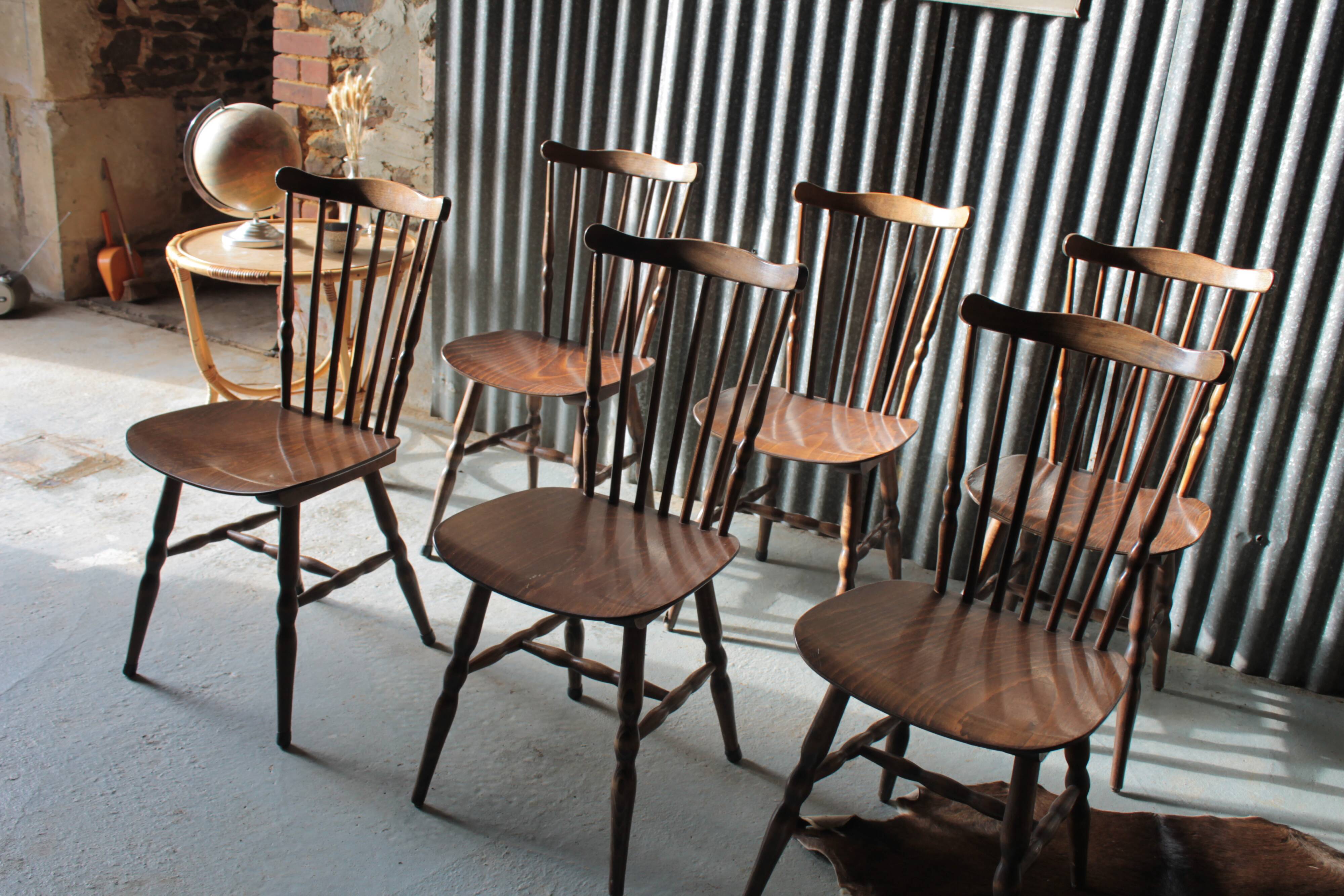 Series of 6 chairs of Bistro Baumann menuet style