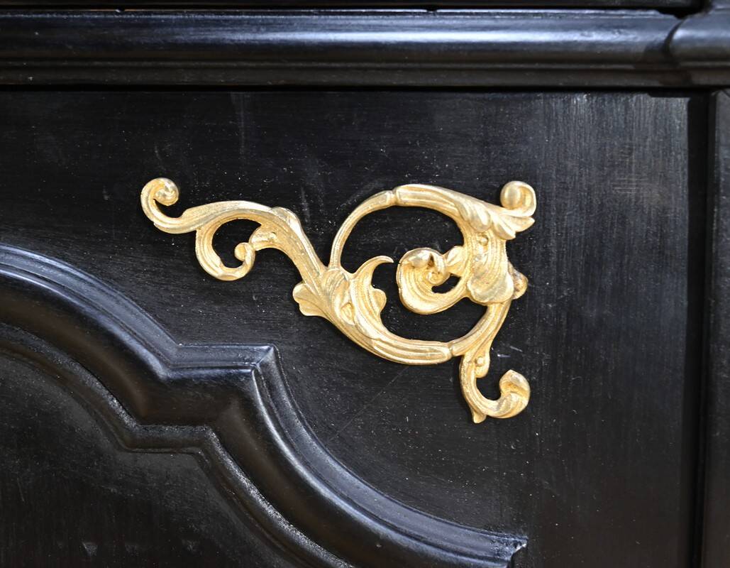 Sideboard of Blackened Oak Paneling, Regency style – Late 19th century