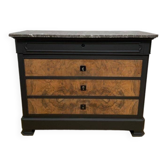Old marbled chest of drawers restyled