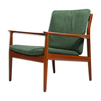 Fauteuil en teck modèle 218 design Sven Age Eriksen années 1960