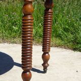 Drop-leaf table, honey-spoon-shaped legs