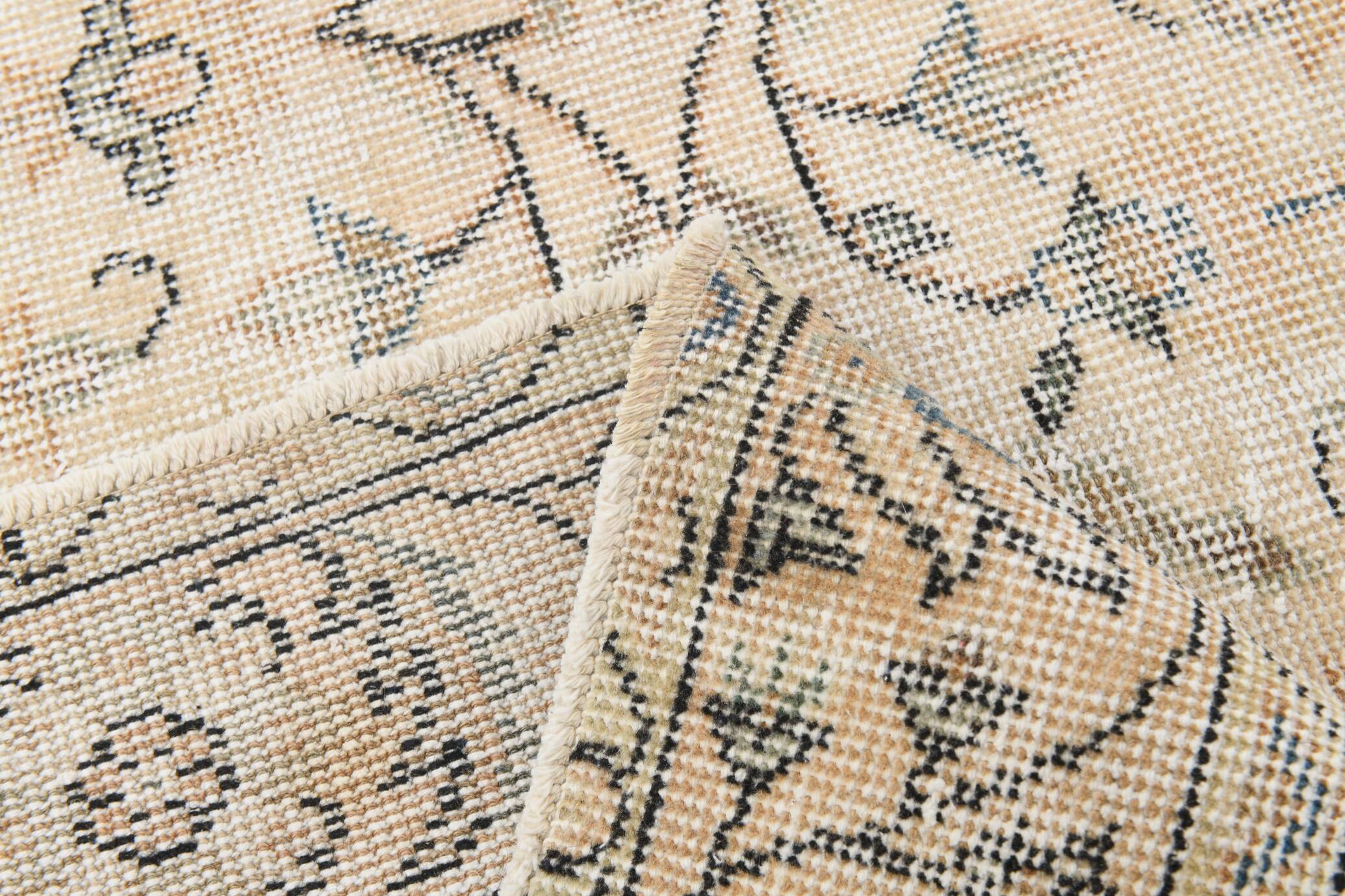 6x10 Vintage Faded Brown & Beige Classic Vintage Rug