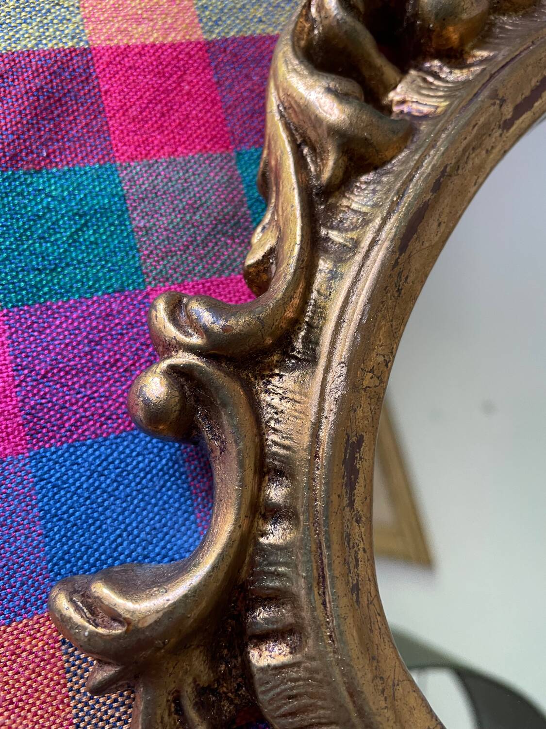 Golden rockery mirror