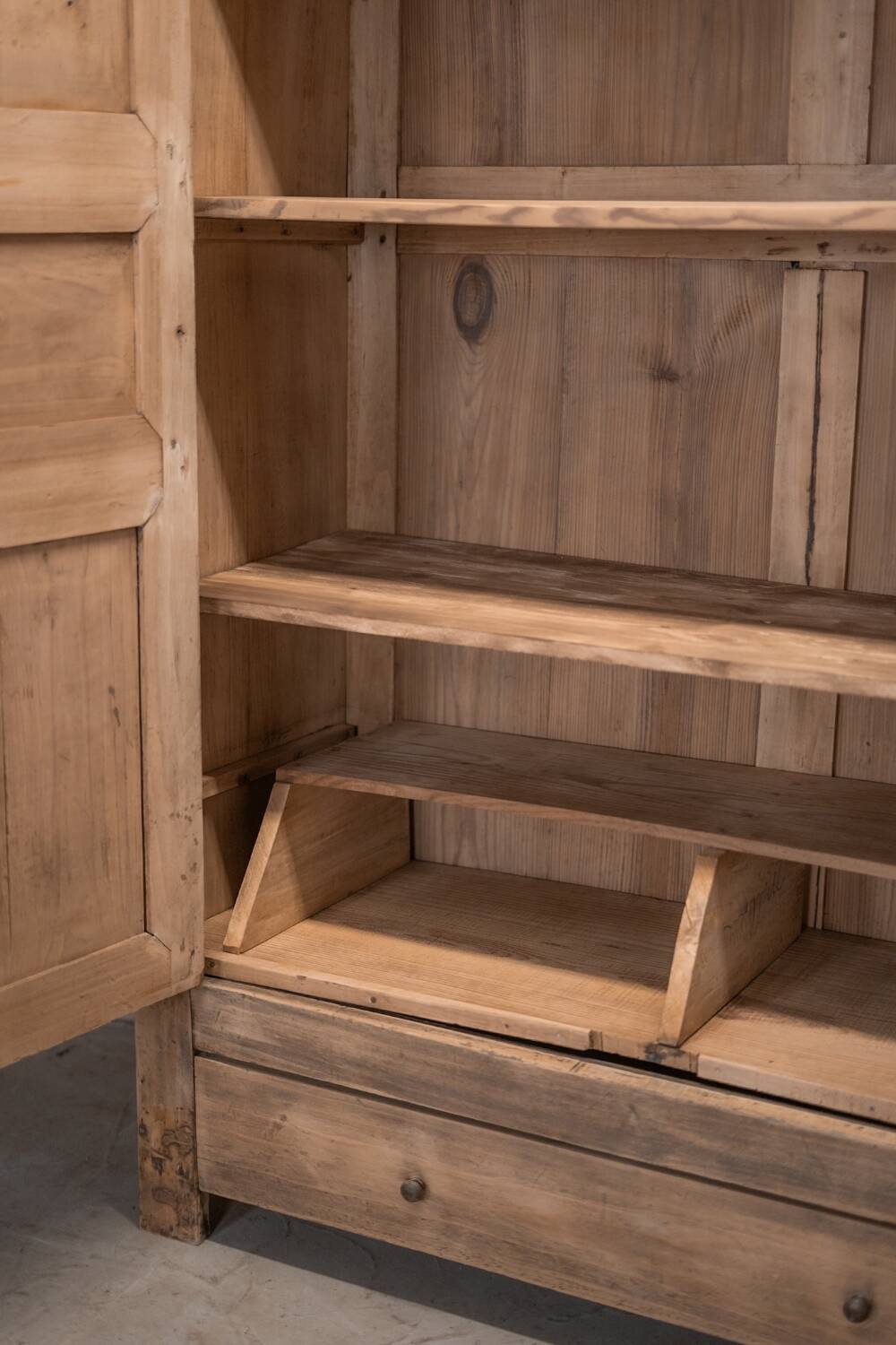 Poplar wardrobe