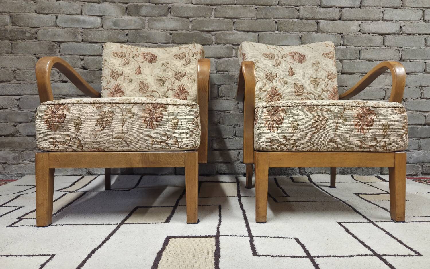 Pair of vintage Scandinavian armchairs from the 60s-70s.